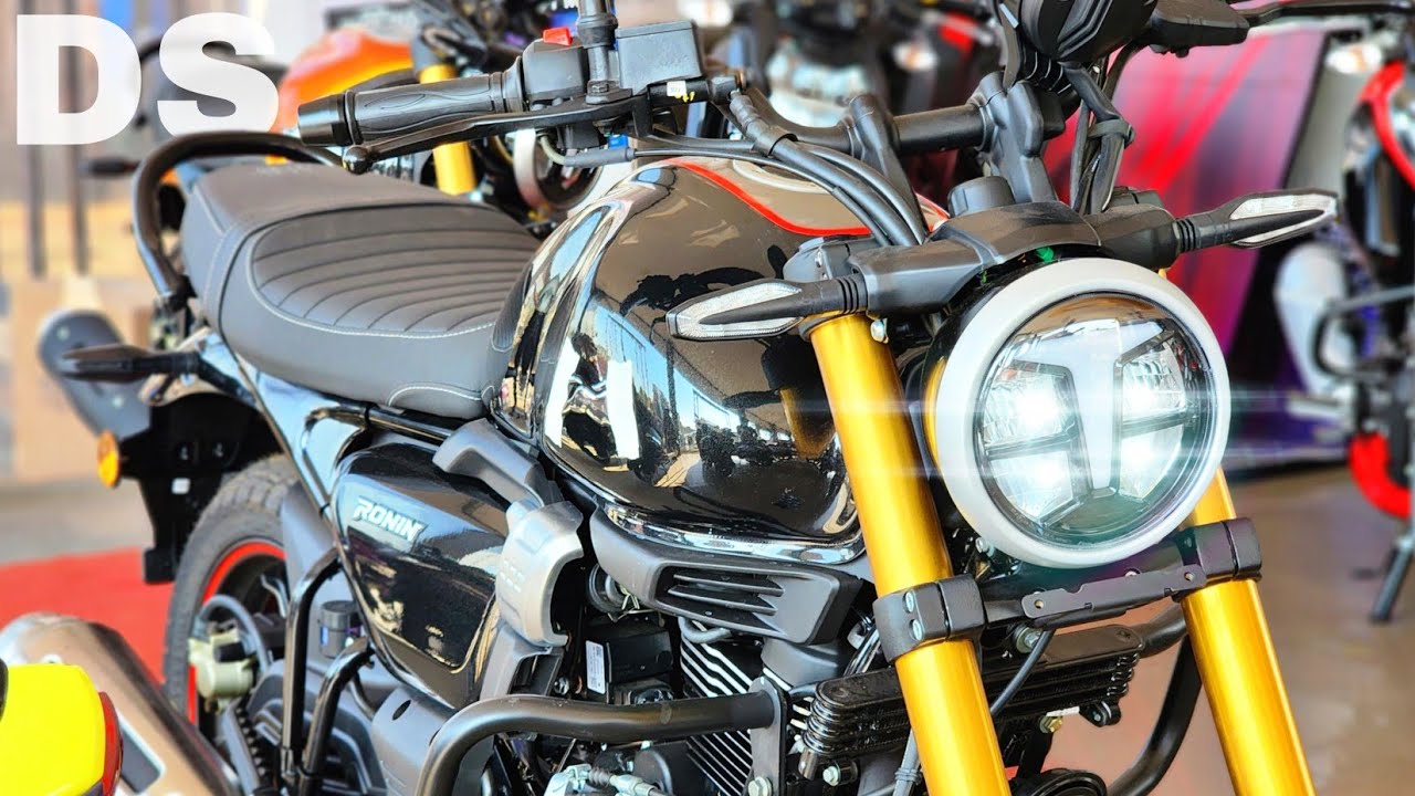 TVS Ronin DS